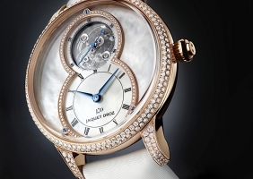 [Pre-Baselworld 2017] 자케 드로의 그랑 스공 투르비용 머더오브펄(Grande Seconde Tourbillon Mother-of-pearl)