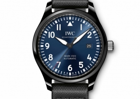 IWC 파일럿 워치 마크 18 '라우레우스 스포츠 재단' 에디션 IW324703