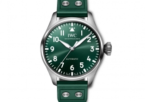 IWC 빅 파일럿 워치 43 레이싱 그린