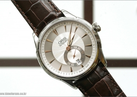 오리스 스몰세컨드 데이트 (ORIS Small Second Date)